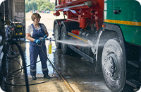 about us（images 33）